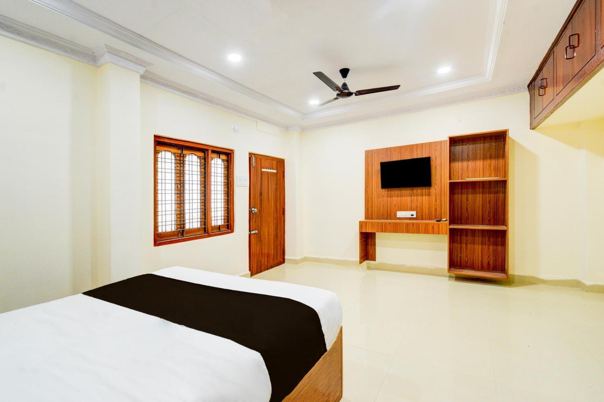 Hotel O D N Groups Sururnagar Eksteriør billede