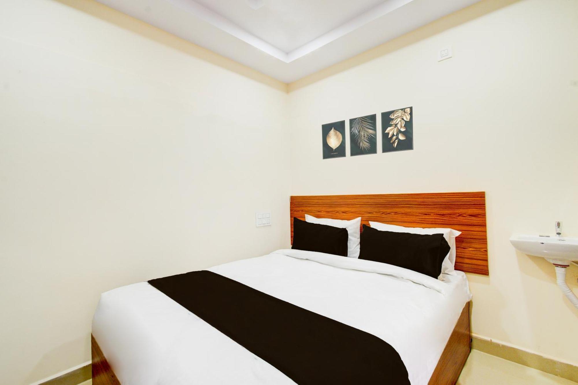 Hotel O D N Groups Sururnagar Eksteriør billede
