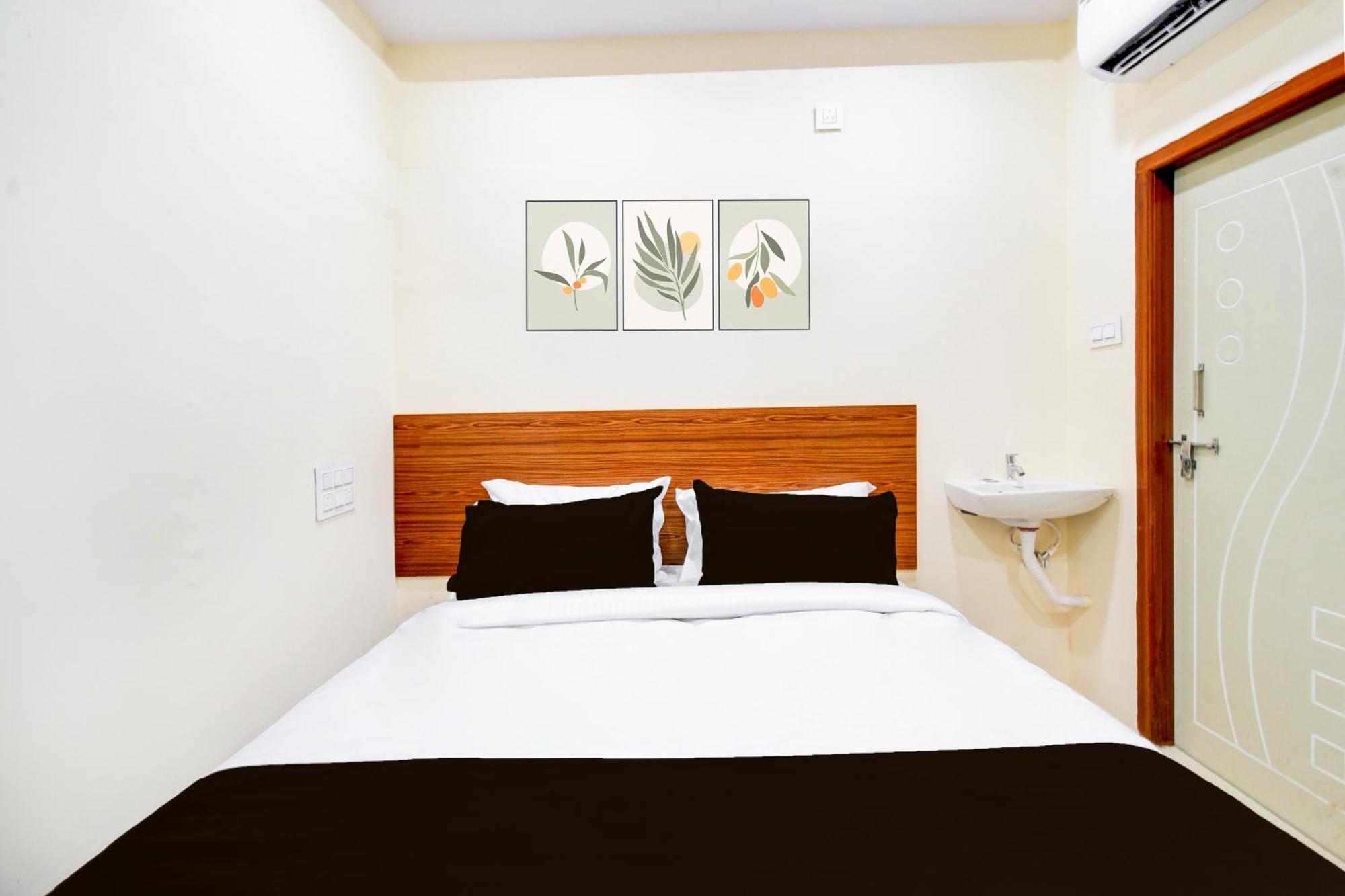 Hotel O D N Groups Sururnagar Eksteriør billede