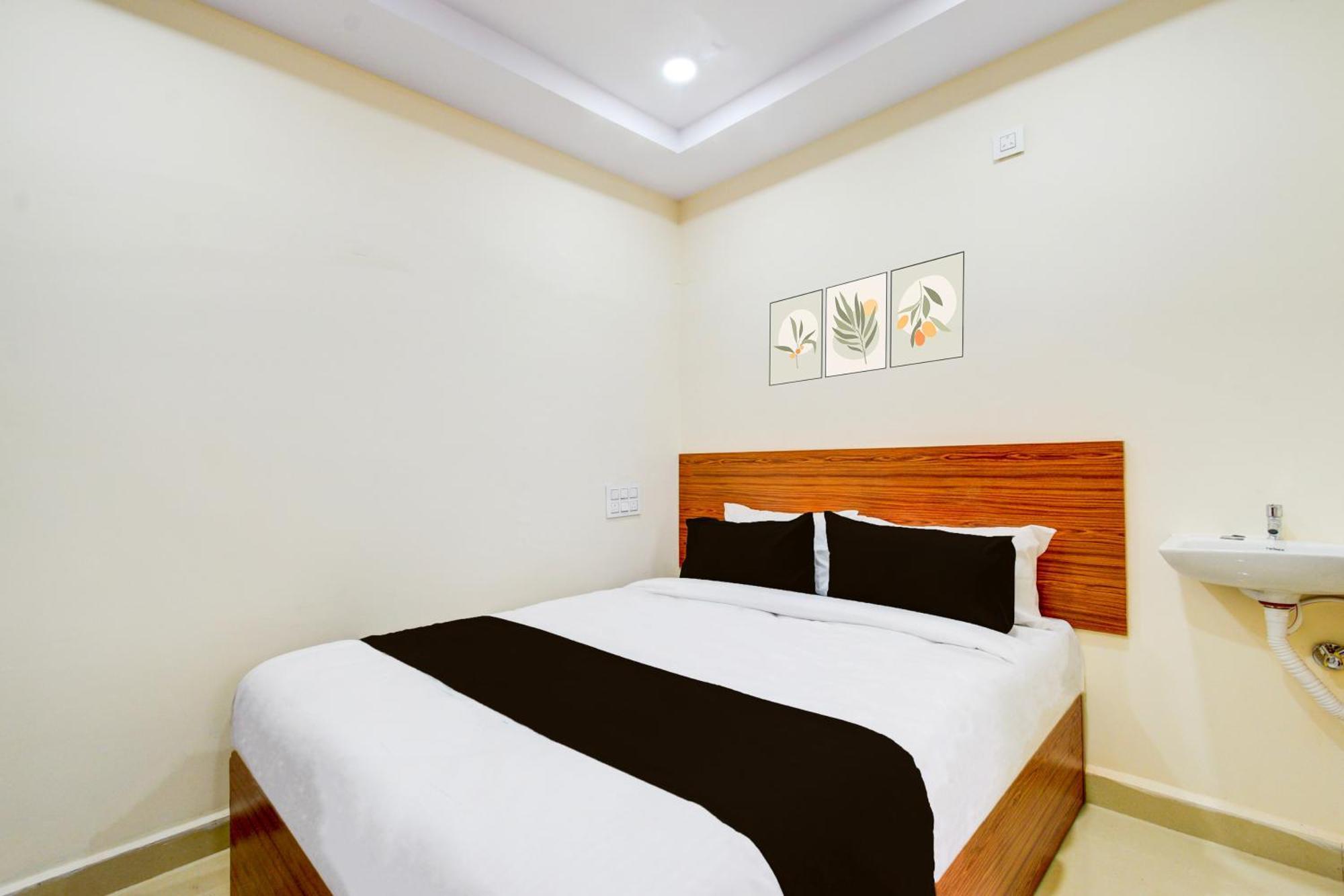 Hotel O D N Groups Sururnagar Eksteriør billede