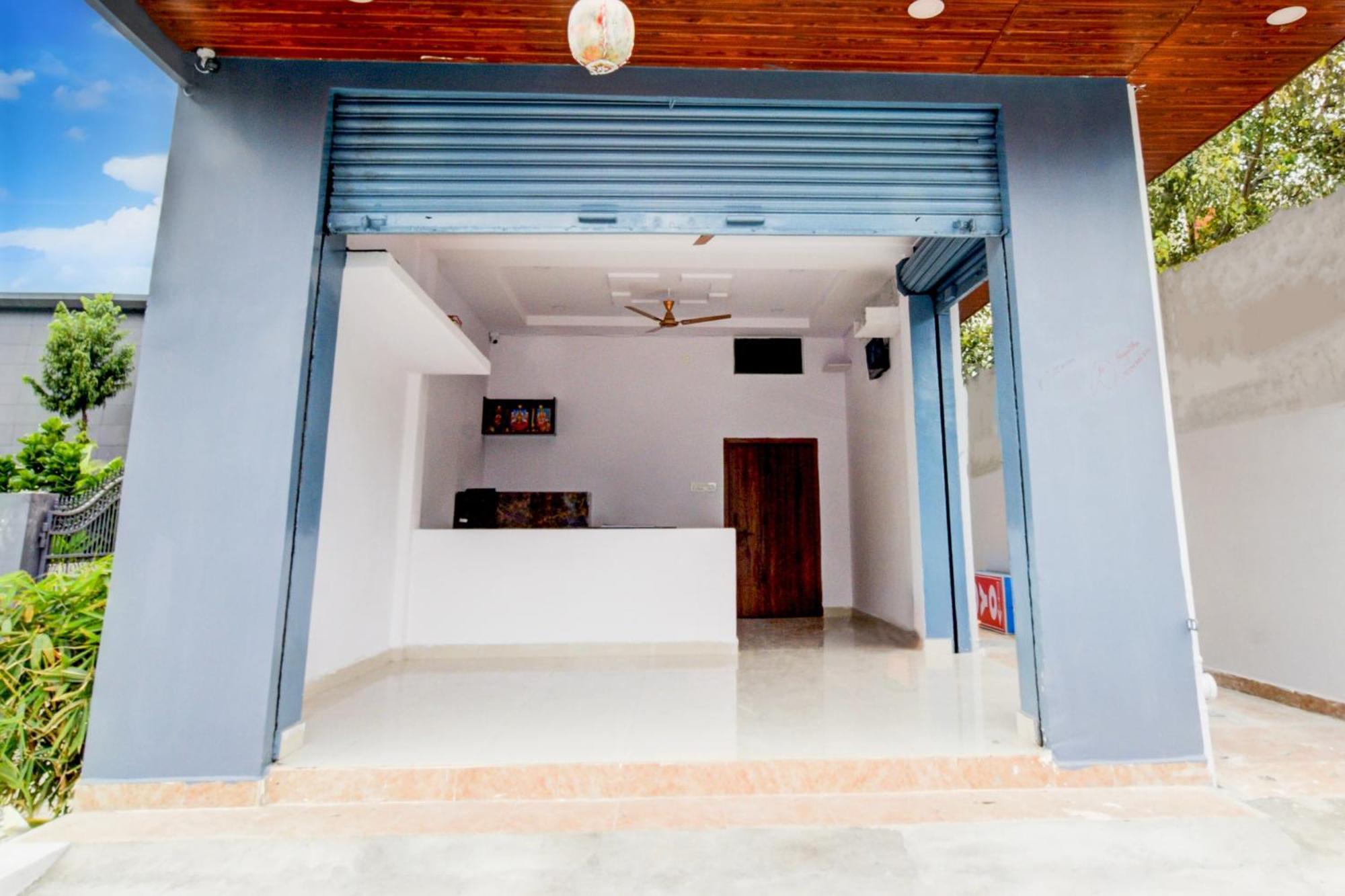 Hotel O D N Groups Sururnagar Eksteriør billede