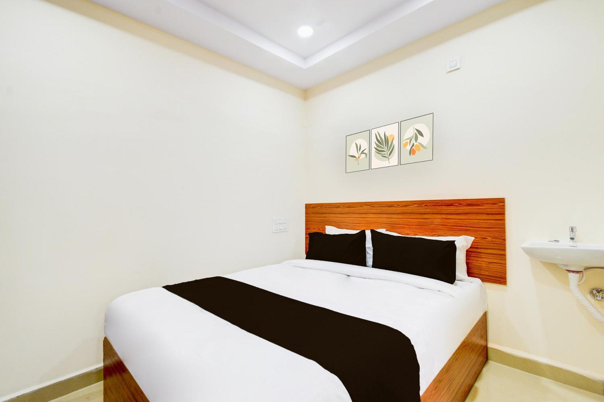 Hotel O D N Groups Sururnagar Eksteriør billede